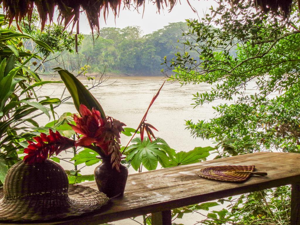 Tambopata River Puerto Maldonado Buitenkant foto